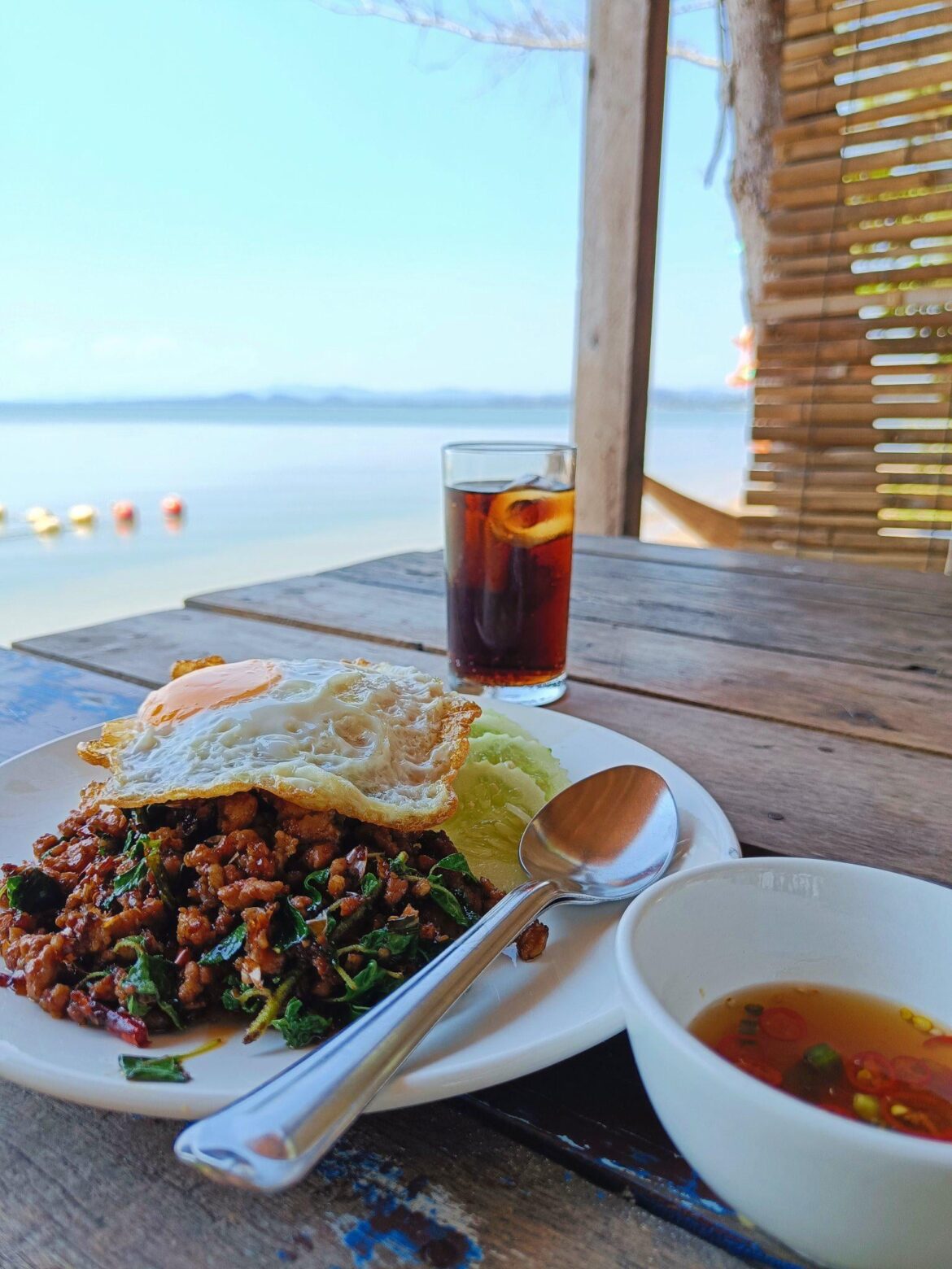 Tasty Thai food at the beach ⛱️
