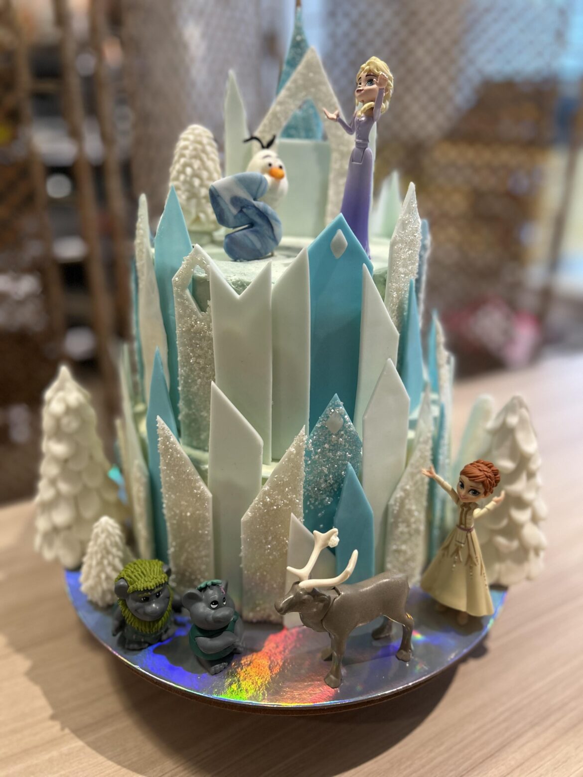 Frozen birthday cake for my kid’s 5th birthday