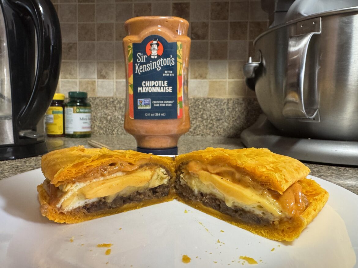 Beef Patty w/ fried egg, cheese and chipotle mayo