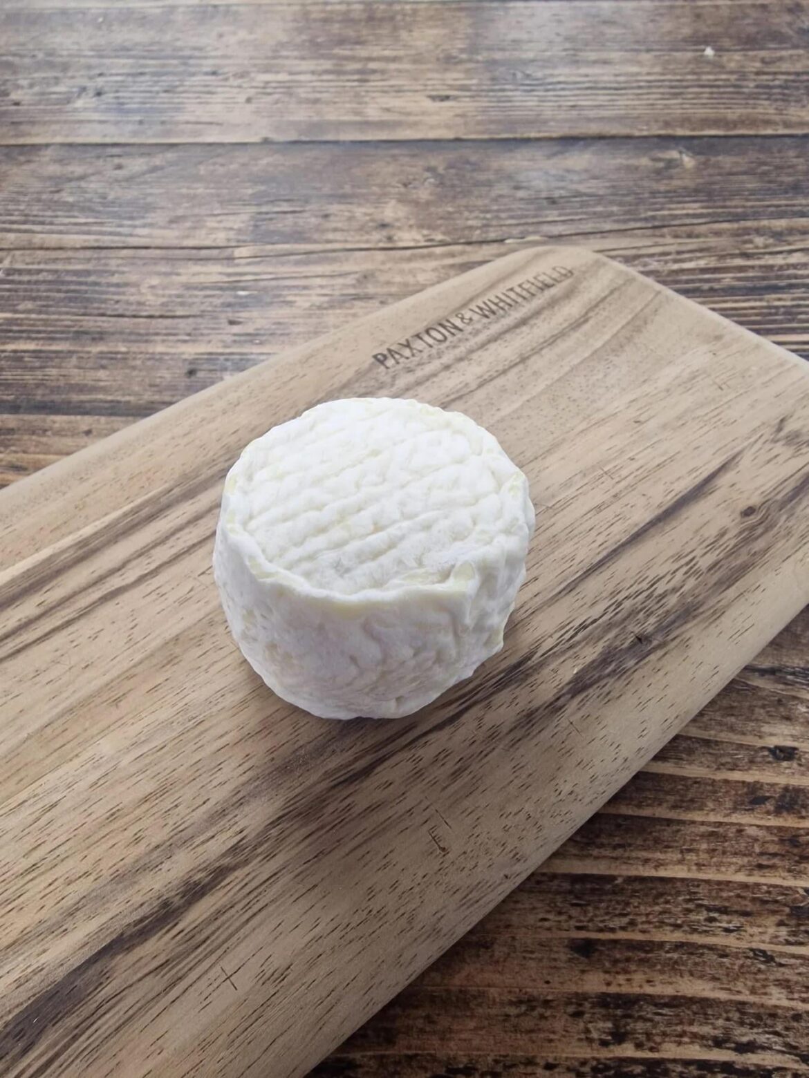 Day 1643 of posting images of cheese until I run out of cheese types: St Ella