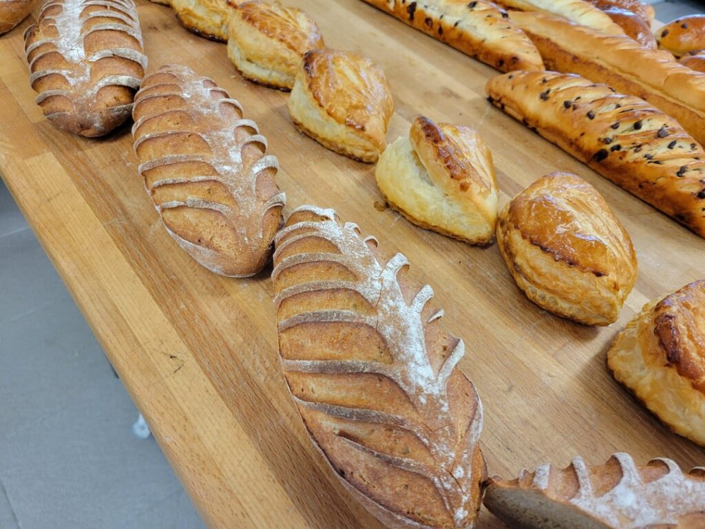 I'm a french apprentice Baker (third year) and someone told me i could post on here, so here's some of my favorite production ive made