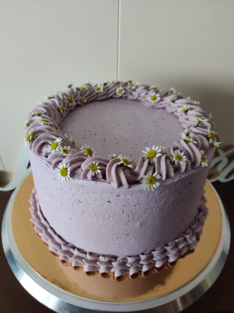 Coffee - black currant cake
