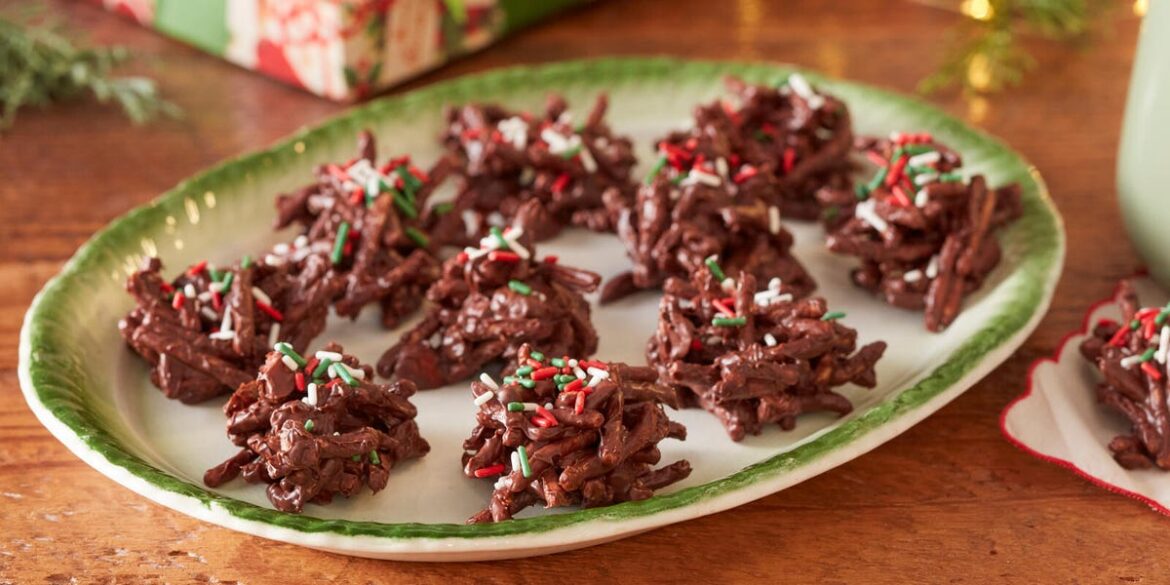 Holiday Haystacks Recipe - How to Make Holiday Haystacks