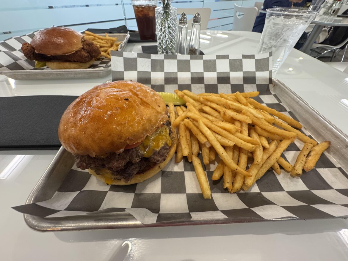 Smash Burger - Metro Cafe in Oklahoma City