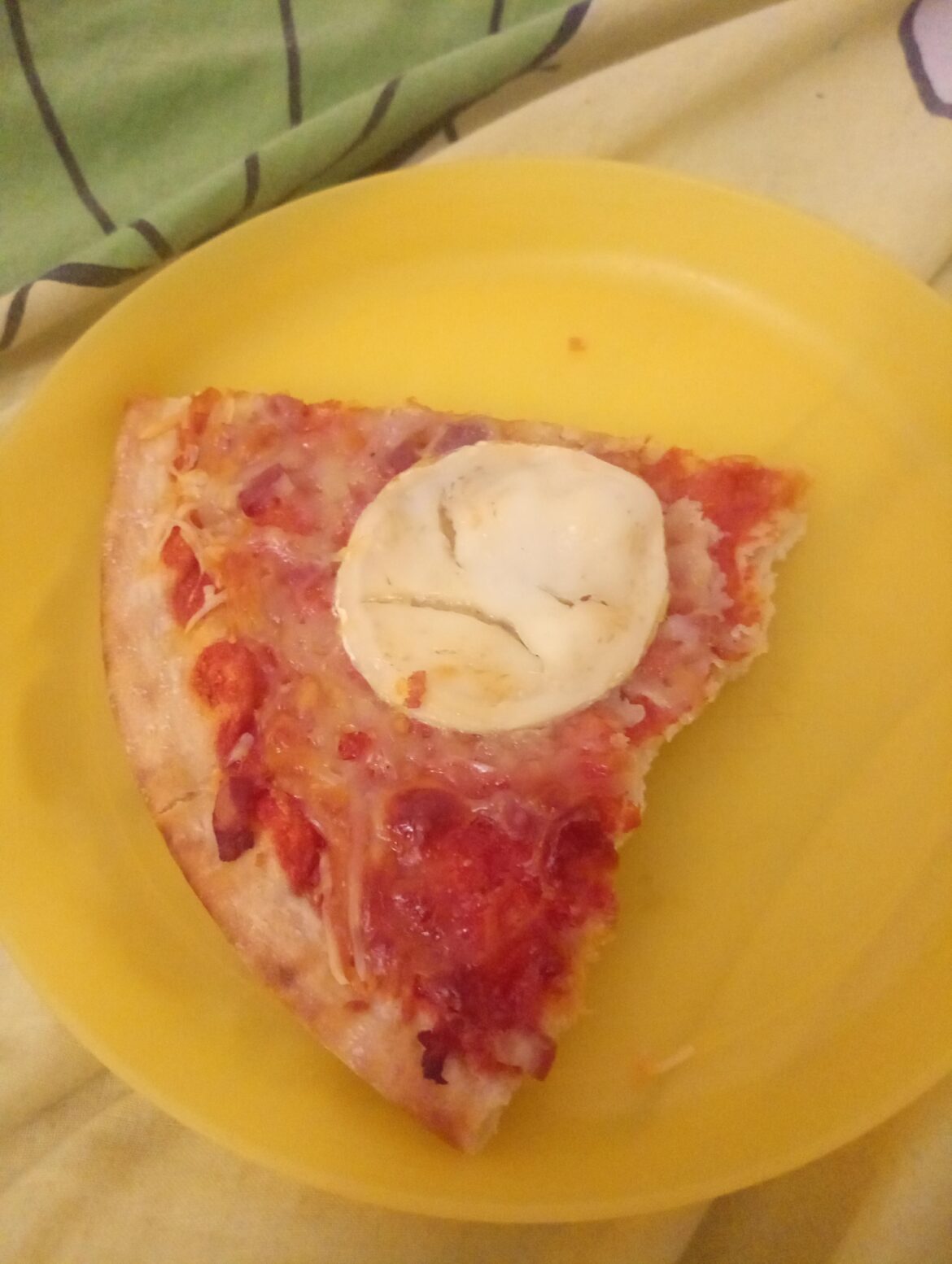 Guys, why is my pizza so angry?