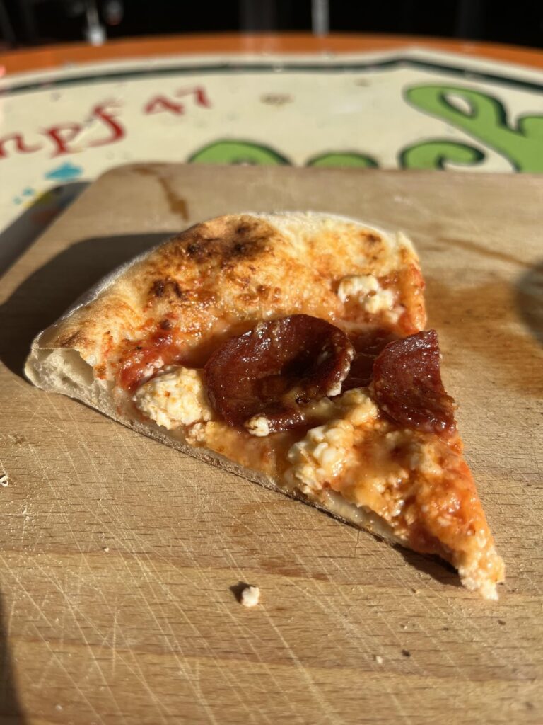 Sujuk and Feta pizza in my home-oven