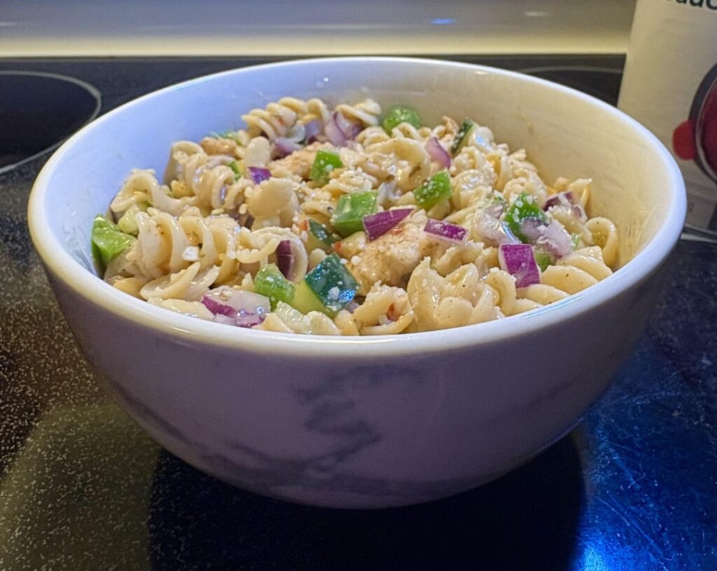 12 oz of Chicken Pasta Salad for 385 Calories!