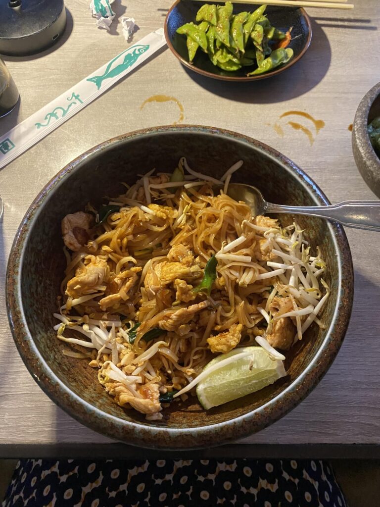 Calorie estimate in this chicken pad Thai?
