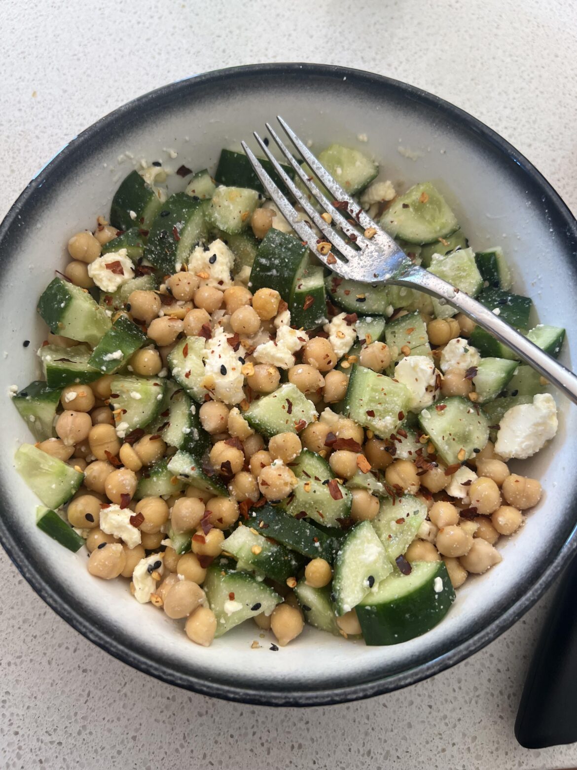 Chickpea lime feta salad. 380 cals, 21g protein, 26g fibre.