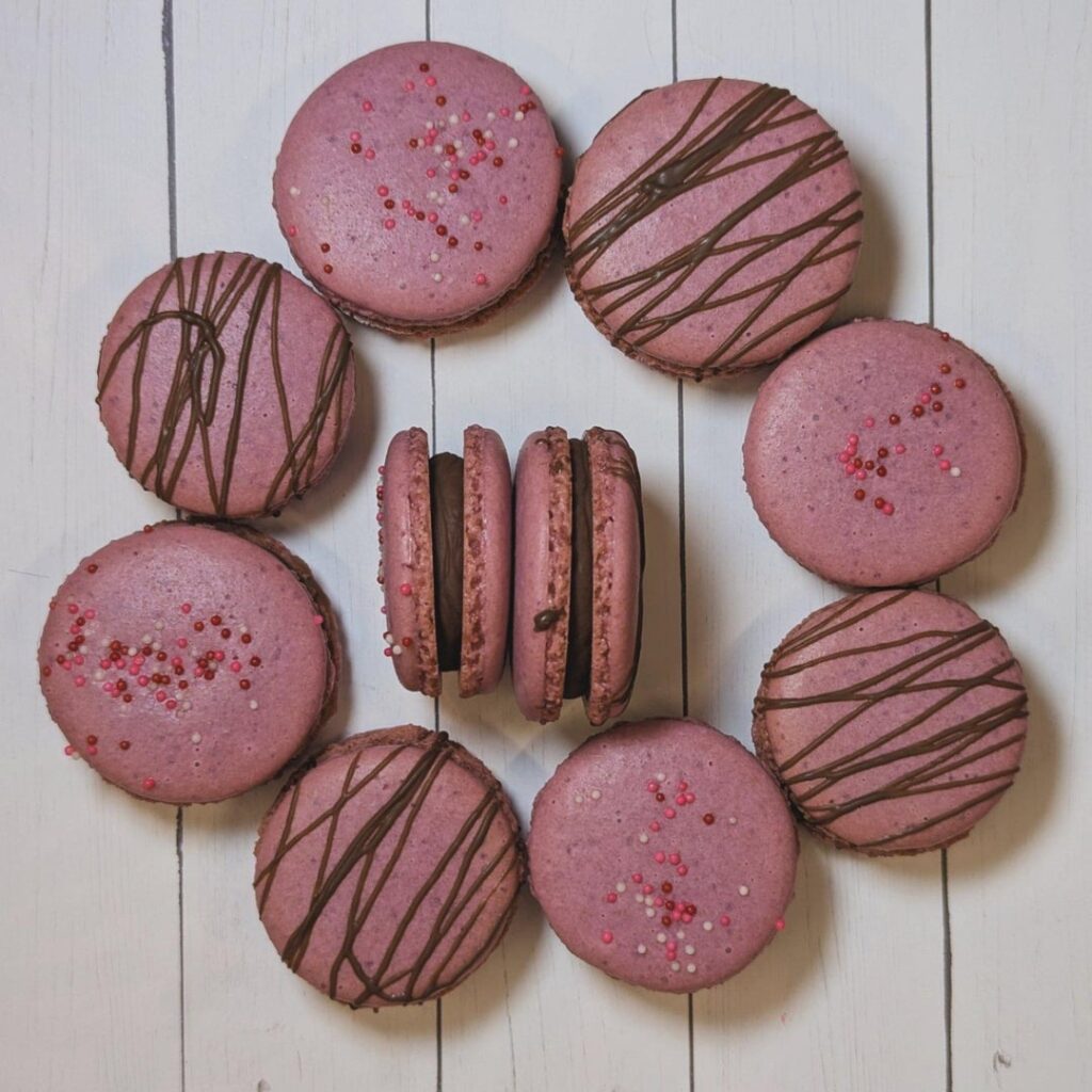 My take on Valentine's macarons!