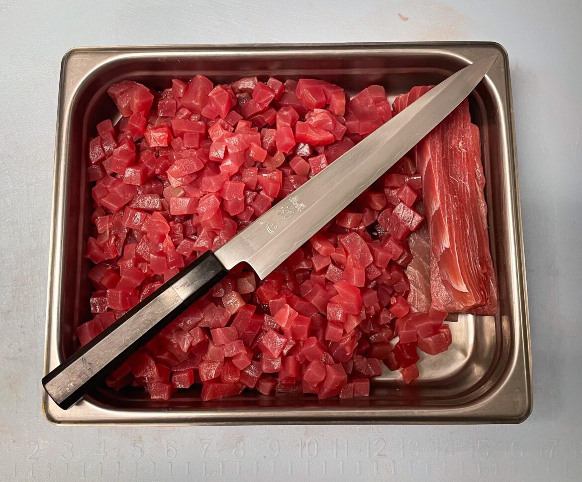 Anyone else love zoning out and doing knifework?