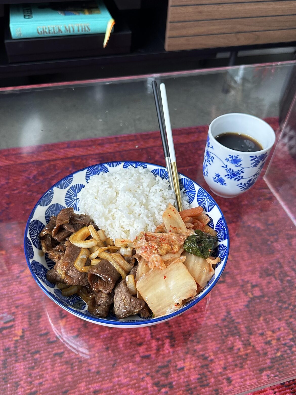 A quick bulgogi 불고기 lunch at home.