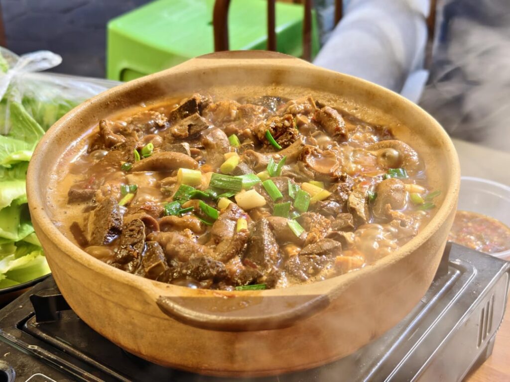 Cantonese beef hotpot