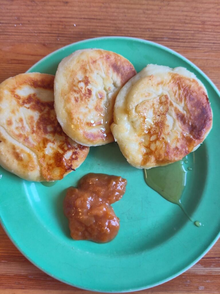 Сирники / Syrnyky — quark (curd cheese) pancakes
