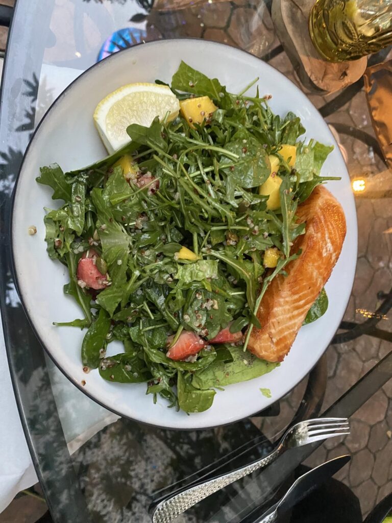Calories in this salmon salad?