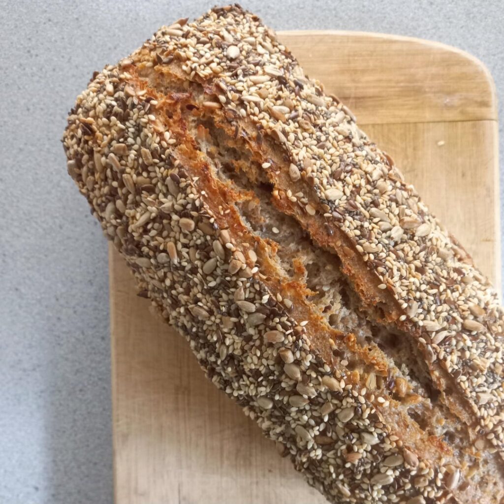 I made that rogbrød one of you posted last week and I'm in bread heaven