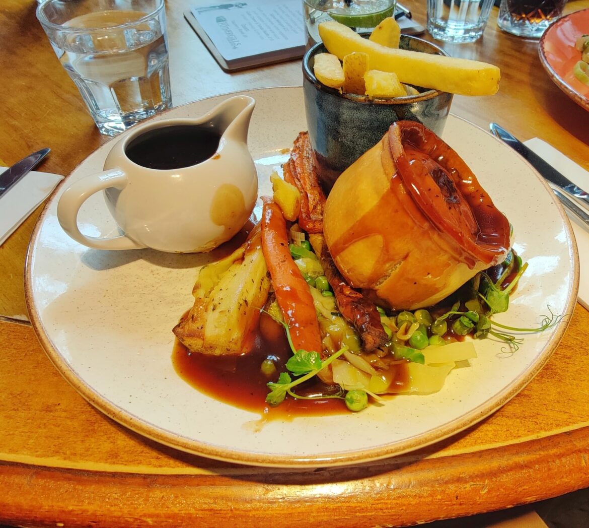 Steak and Stout Pie, Gravy, Veg and Chips