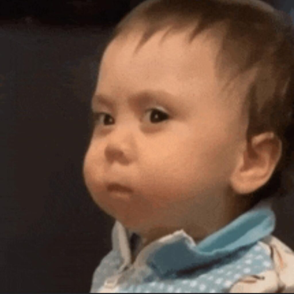 When the Russel Stovers assortment box says 150 cals for two pieces, but you see a box of the specific chocolate you ate last night at the store and it’s 150 per PIECE ✌🏻✨