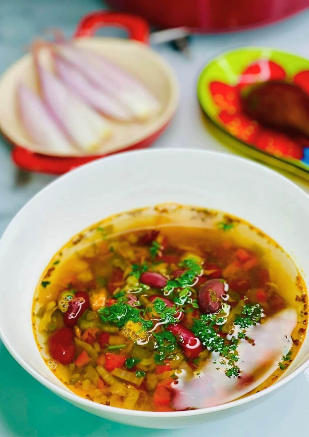 TRADITIONAL ROMANIAN BEAN SOUP (CIORBA DE FASOLE)
