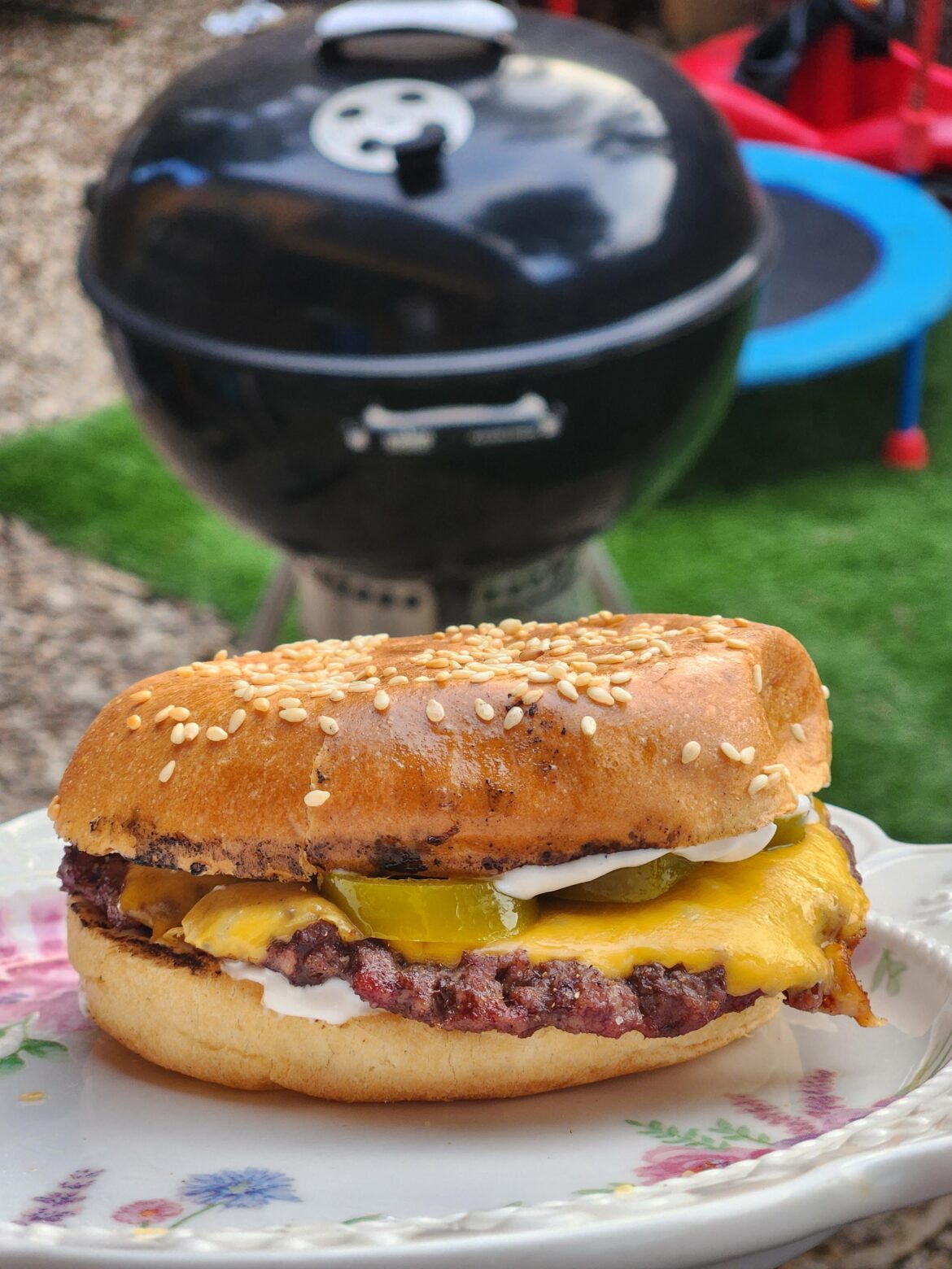 Jalapeño cheeseburgers. Smash or pass?