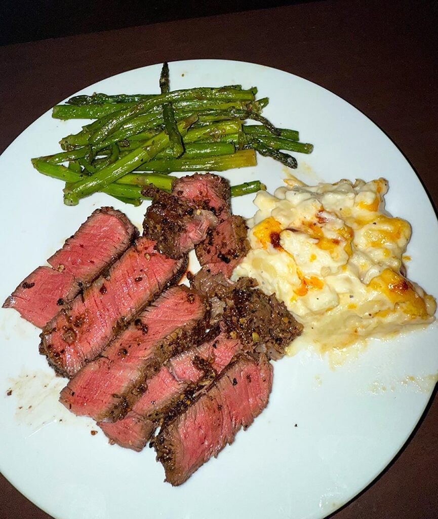My first time making prime filet, came out perfect 👌🏻