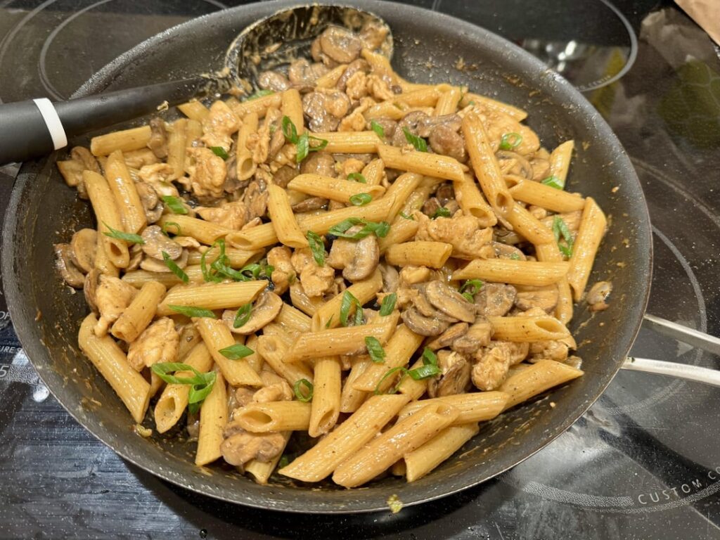 Creamy Garlic Chicken & Mushroom Penne
