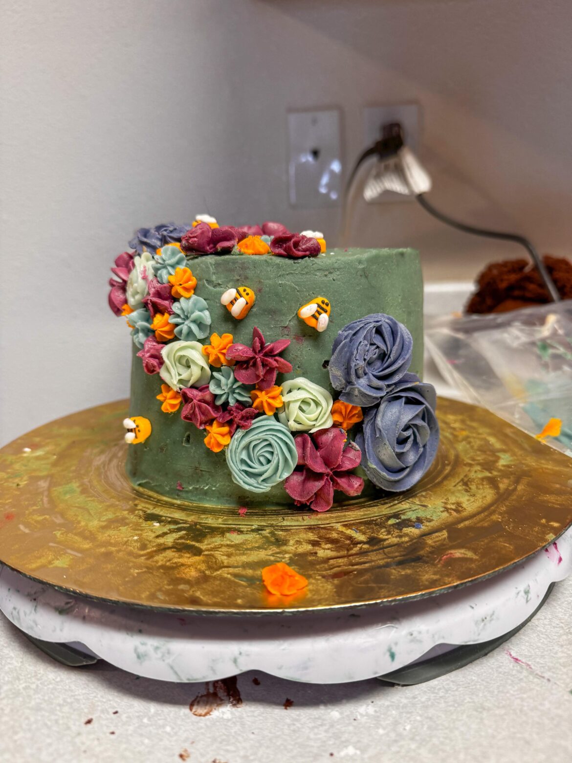 This is my 6th cake I’ve ever made. Does it look good enough to gift for a birthday present?