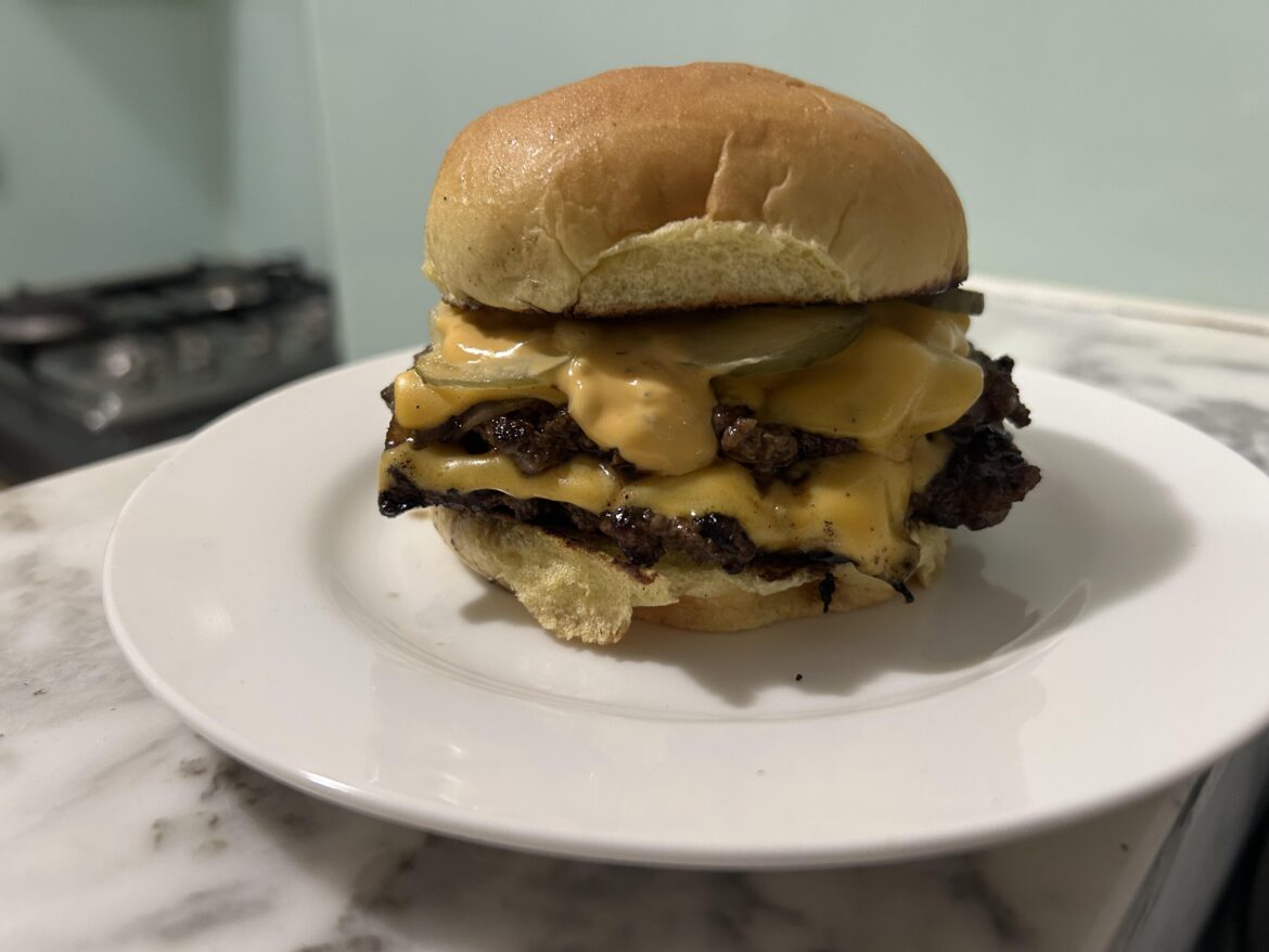 Homemade Cheeseburger