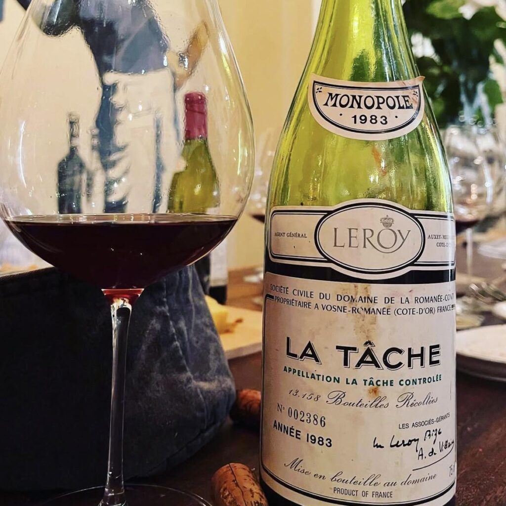 Rain, hail, sleet, or snow, the Philadelphia Eagles are ready to go! 🦅💚🤍🥳 DRC La Tâche 1983 Rain, hail, sleet, or snow, the Philadelphia Eagles are ready to go! 🦅💚🤍🥳 DRC La Tâche 1983