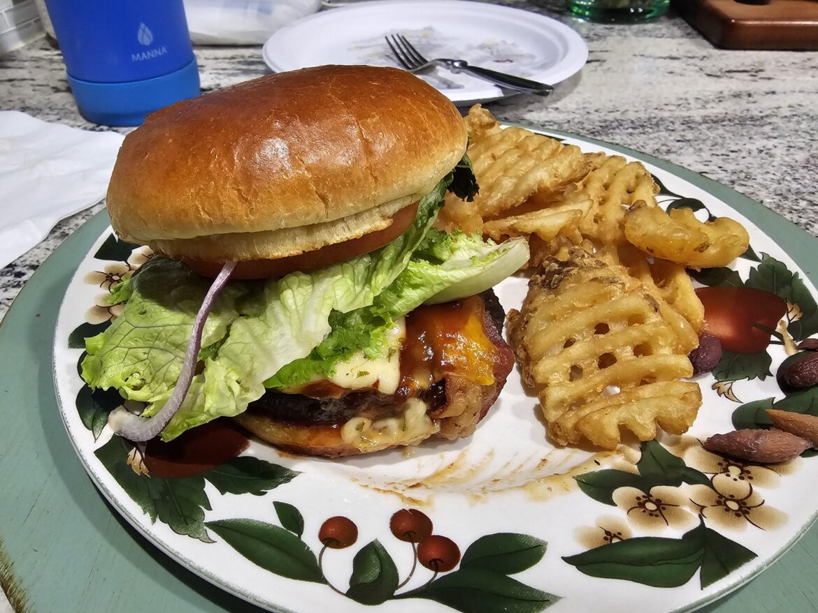 Barbecue Bacon CheeseBurger with Waffle Fries