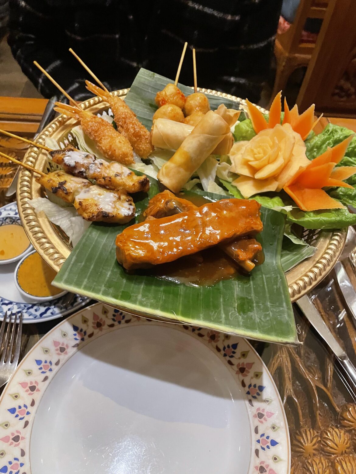 I don’t think there’s a better starter than a decent Thai mixed platter