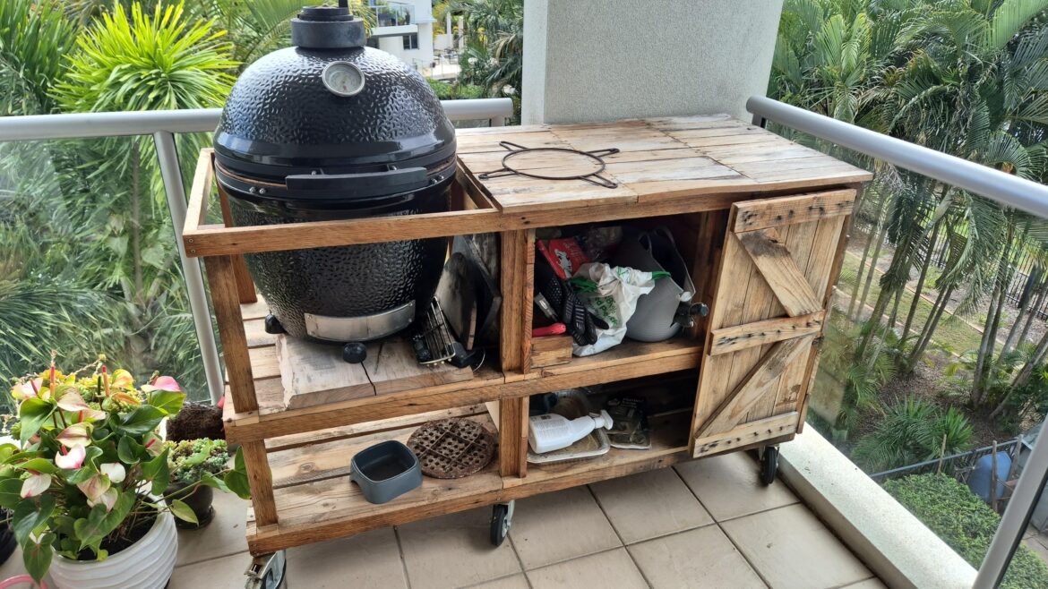 Anyone on the Gold Coast after a bench?