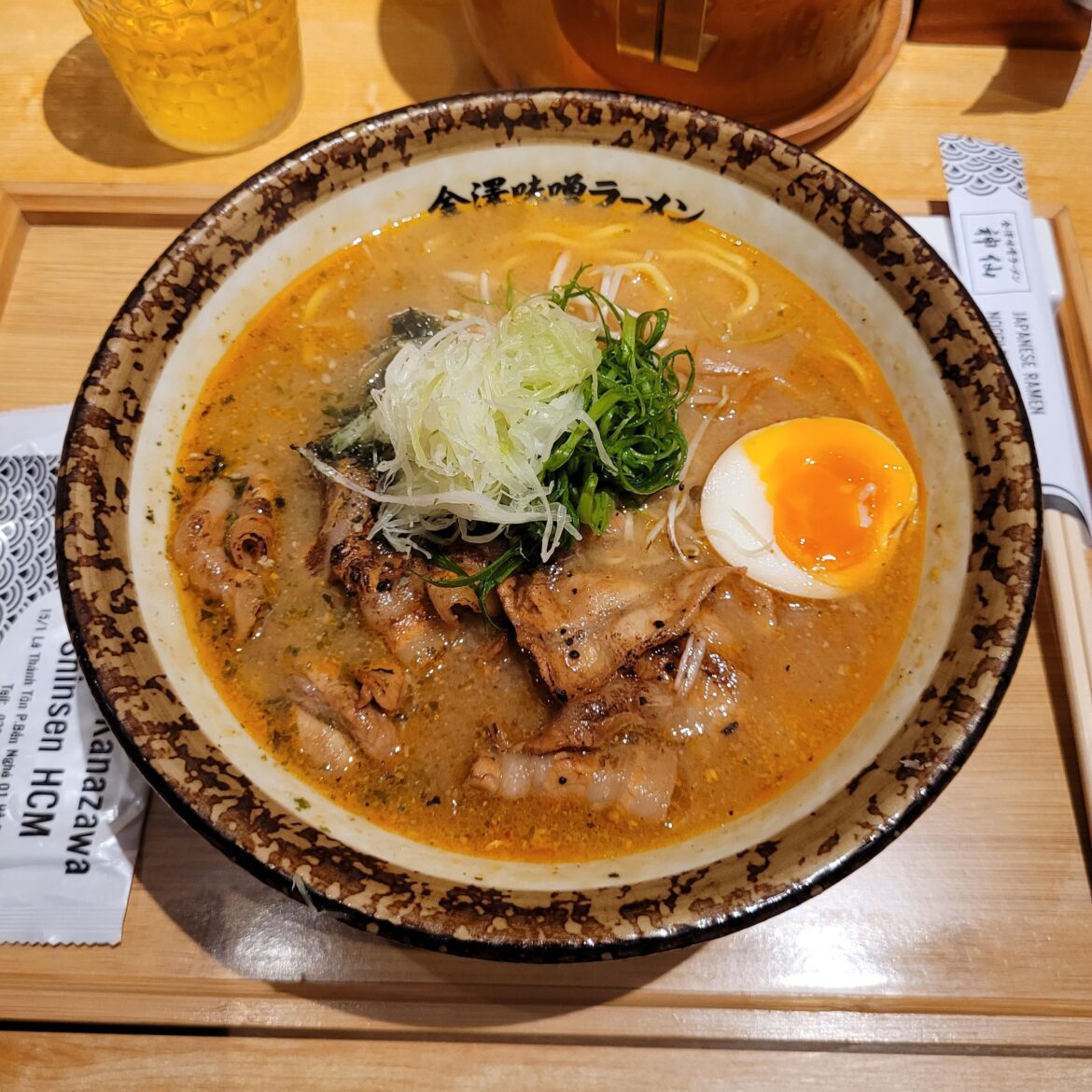 Ramen with roasted bacon
