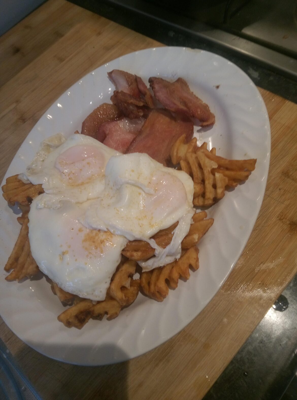 Job cancelled, so here is my, "Got to sleep late, I'm hungry. and what's in the fridge?" Monday breakfast.