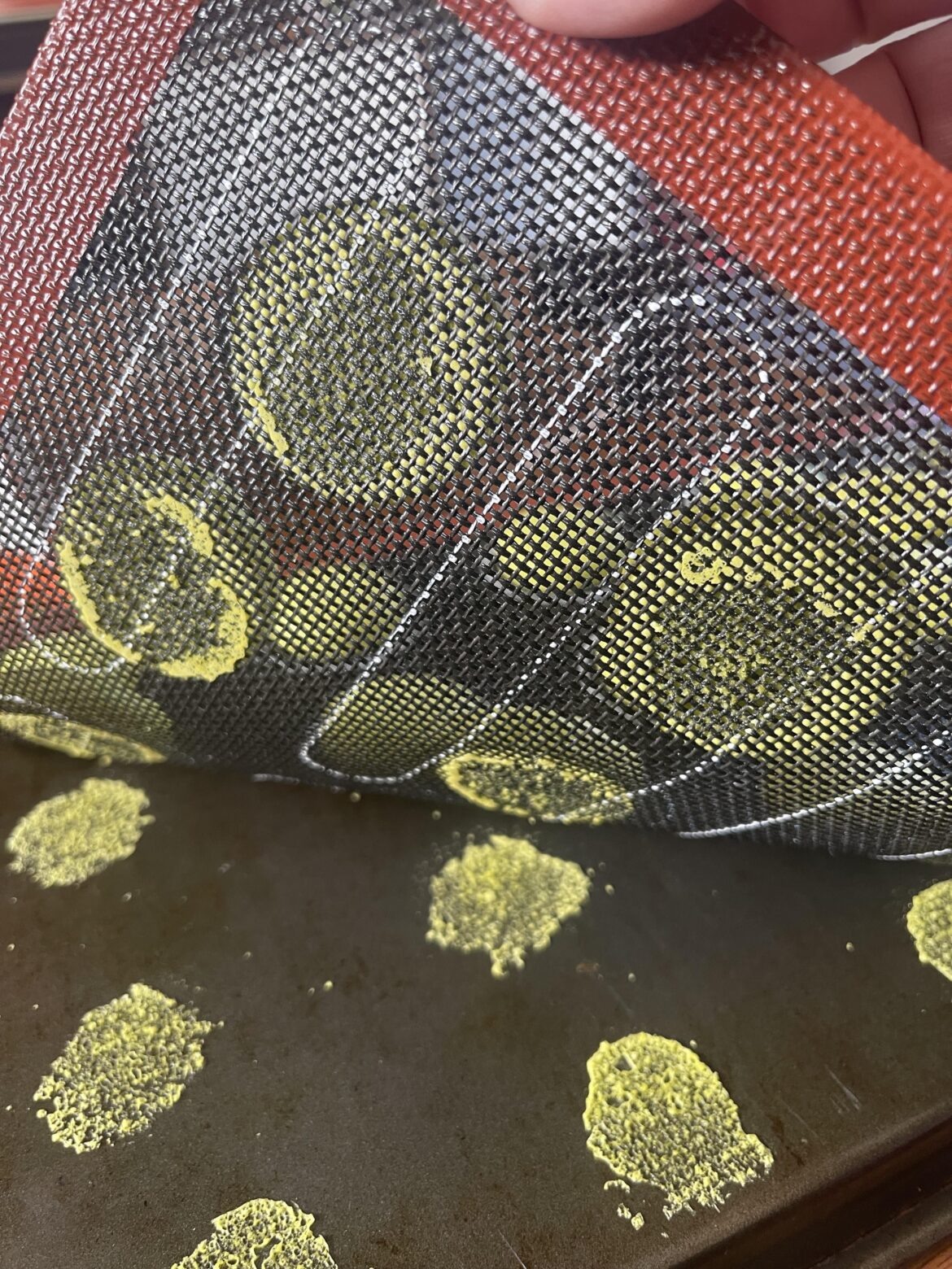 Sticking with baking mats