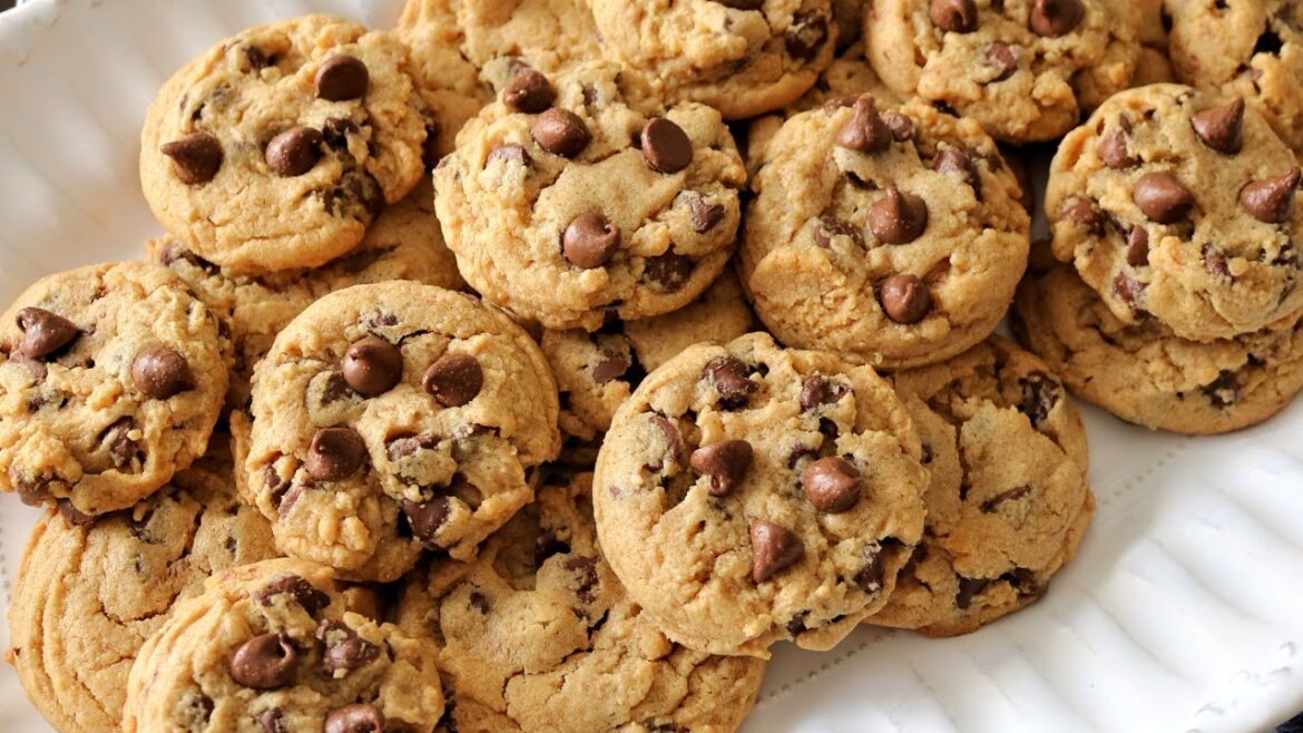 Best Peanut Butter Chocolate Chip Cookies with Self Rising Flour