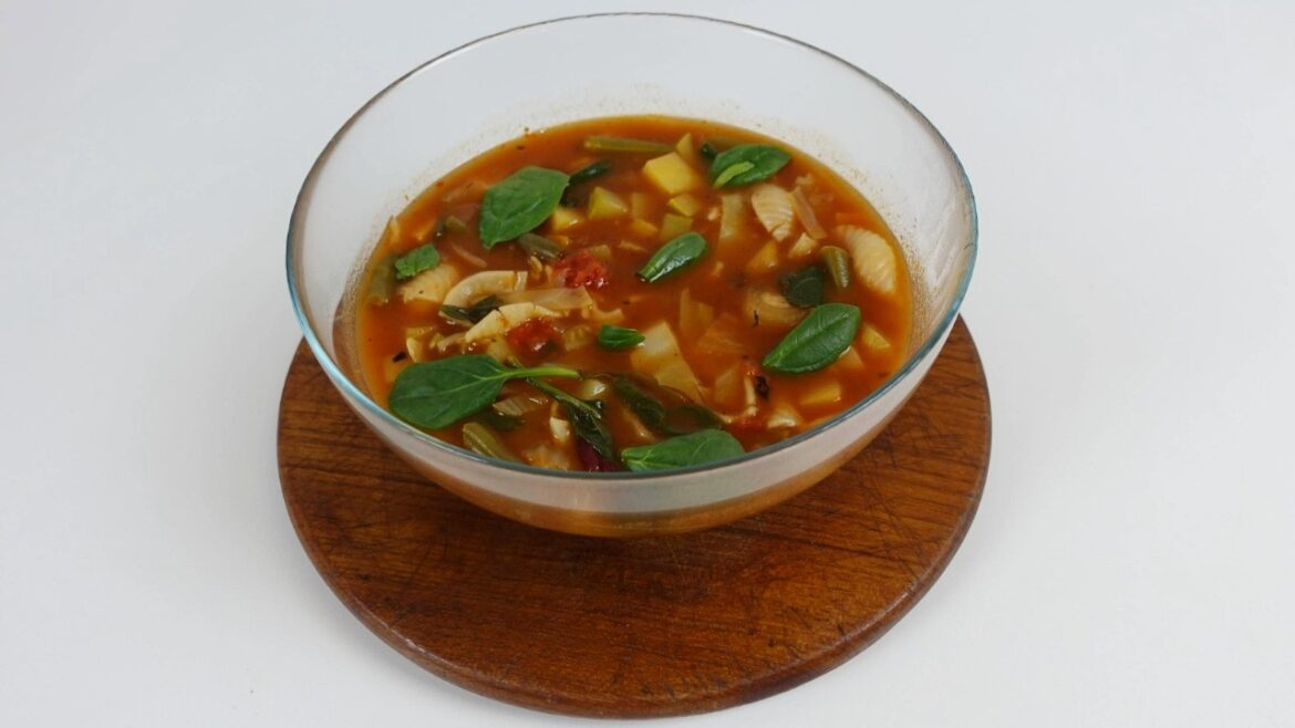 Lenten Italian Minestrone Soup | Easy Recipe from Whisper Cafe ✨ Lenten Italian Minestrone Soup | Easy Recipe from Whisper Cafe ✨