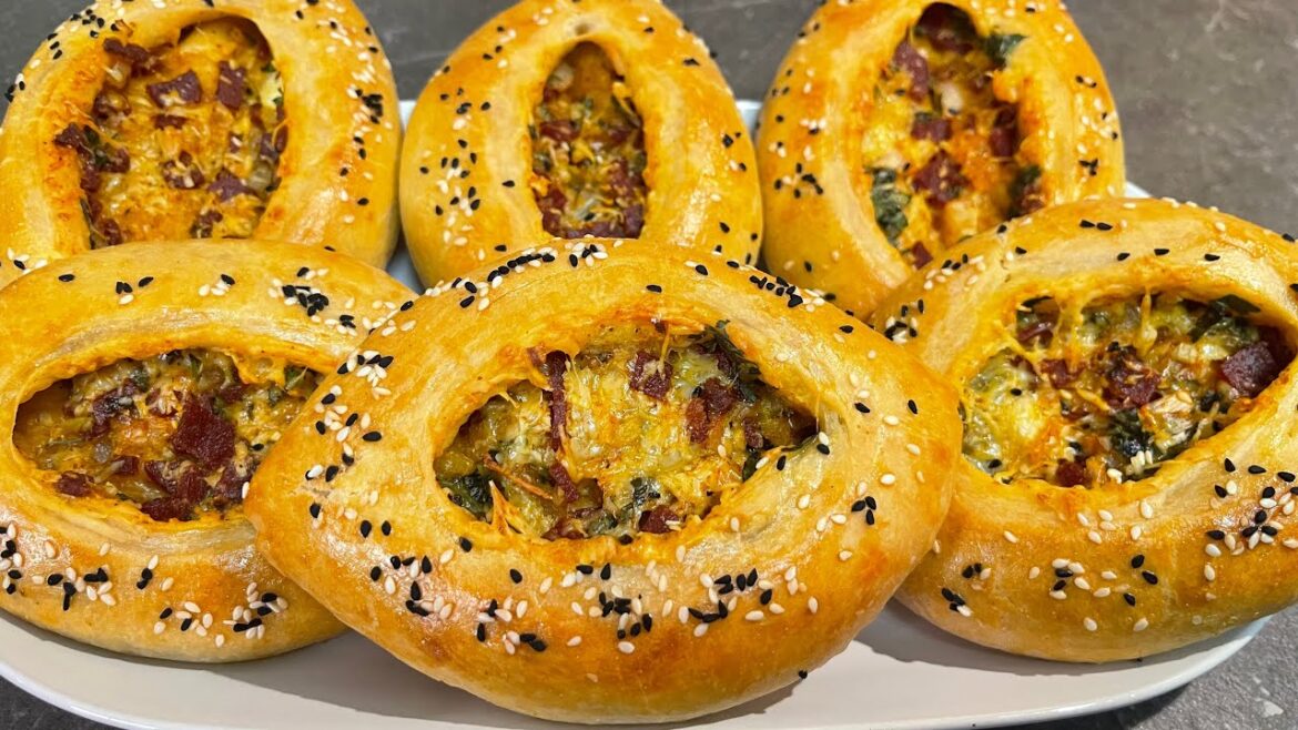 Mini Pide Bread With Sucuk & Cheese Recipe By @la-dish-la / Turkish Pide Recipe / Ramadan Special