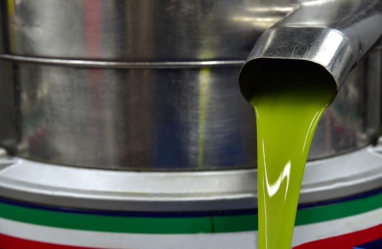 Greek olive oil