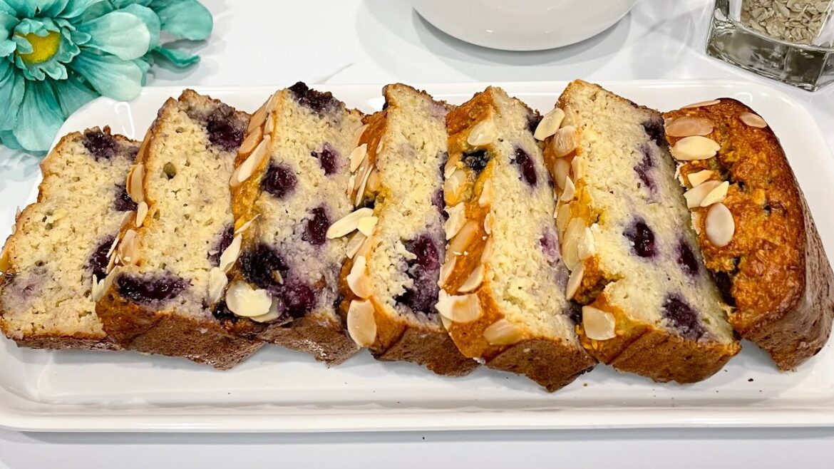 1 cup Oats, apples, and blueberries /No flour!No refined-sugar!Healthy diet dessert for lose weight 1 cup Oats, apples, and blueberries /No flour!No refined-sugar!Healthy diet dessert for lose weight