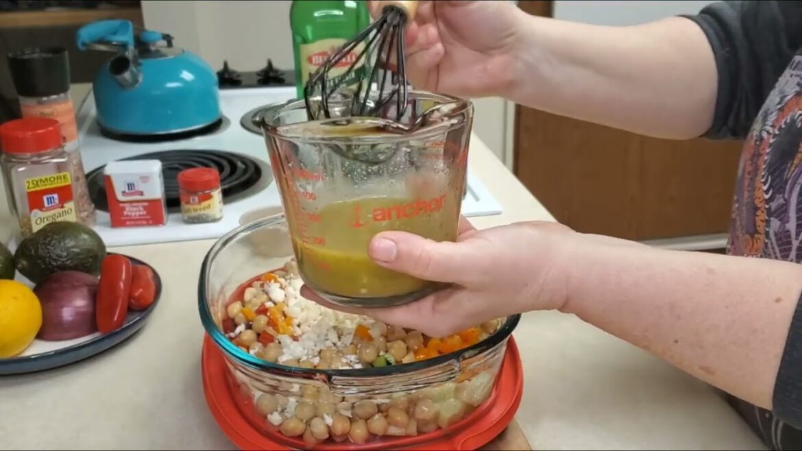 Mediterranean Magic: The Best Greek Chickpea Salad You’ve Ever Tasted!