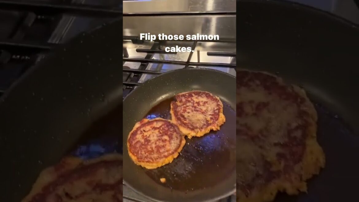 Mediterranean Fish Cakes.  #mediterraneanrecipe #mediterraneanflavors #seafoodrecipe  #easyrecipe