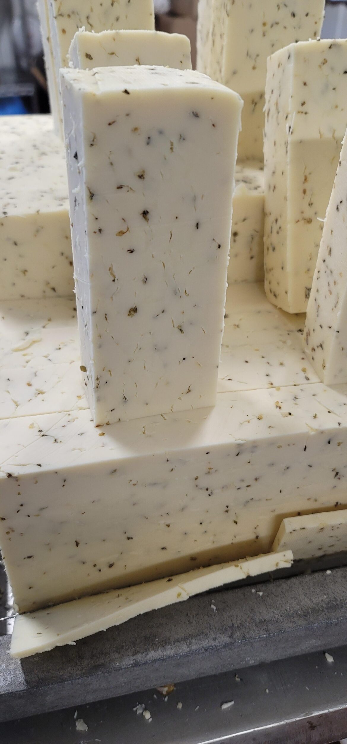 Basil and oregano Cheddar