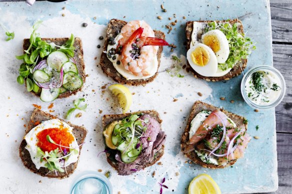 Scandi-style snacking: DIY smorrebrod.