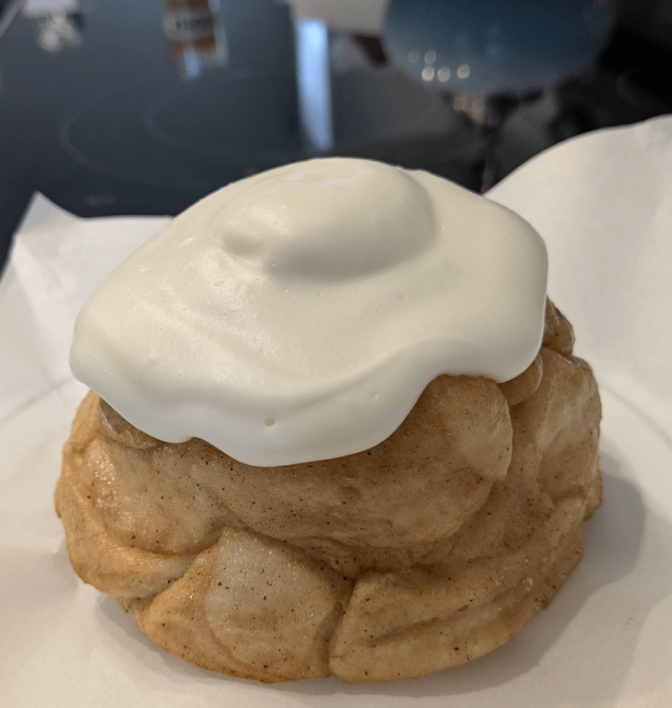 Brown sugar cinnamon monkey bun