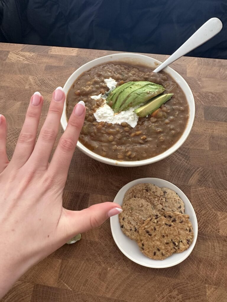 Yummy eats! 474 calorie lunch- super filling. 16g fiber