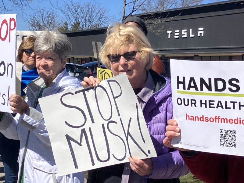 “Tesla Takedown” Movement Takes to Streets in Westchester
