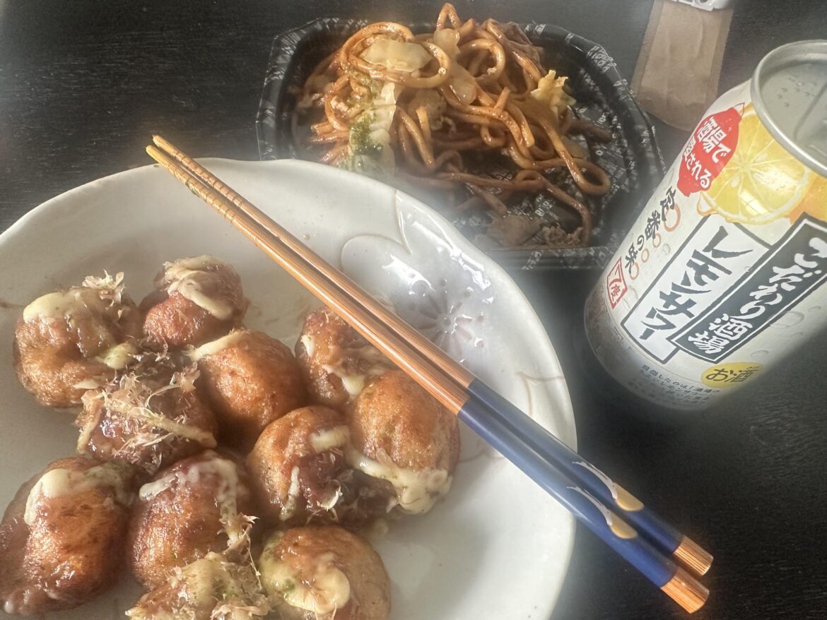 Takoyaki & Yaki Udon for Lunch