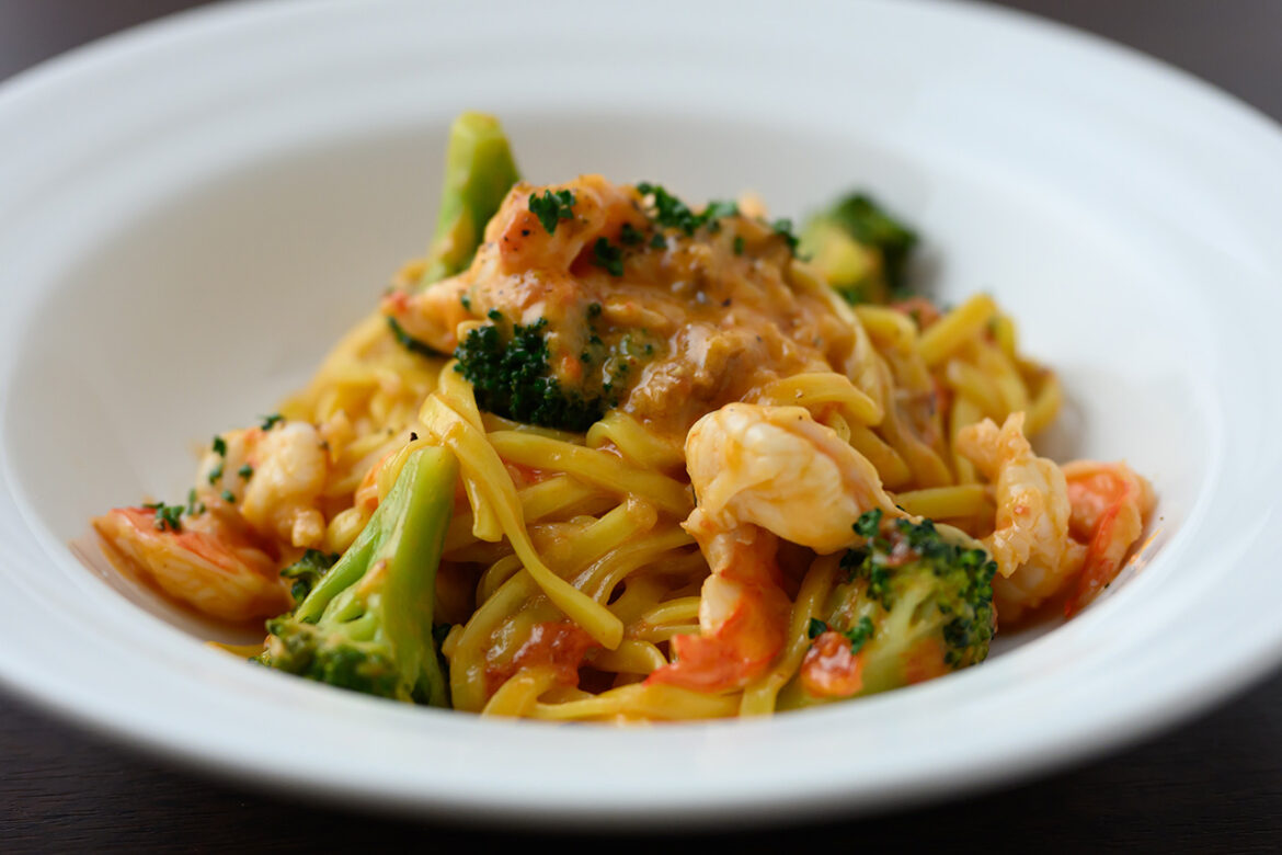 RENARD BLEU, a French restaurant with a relaxed atmosphere, is back in Karasuma!