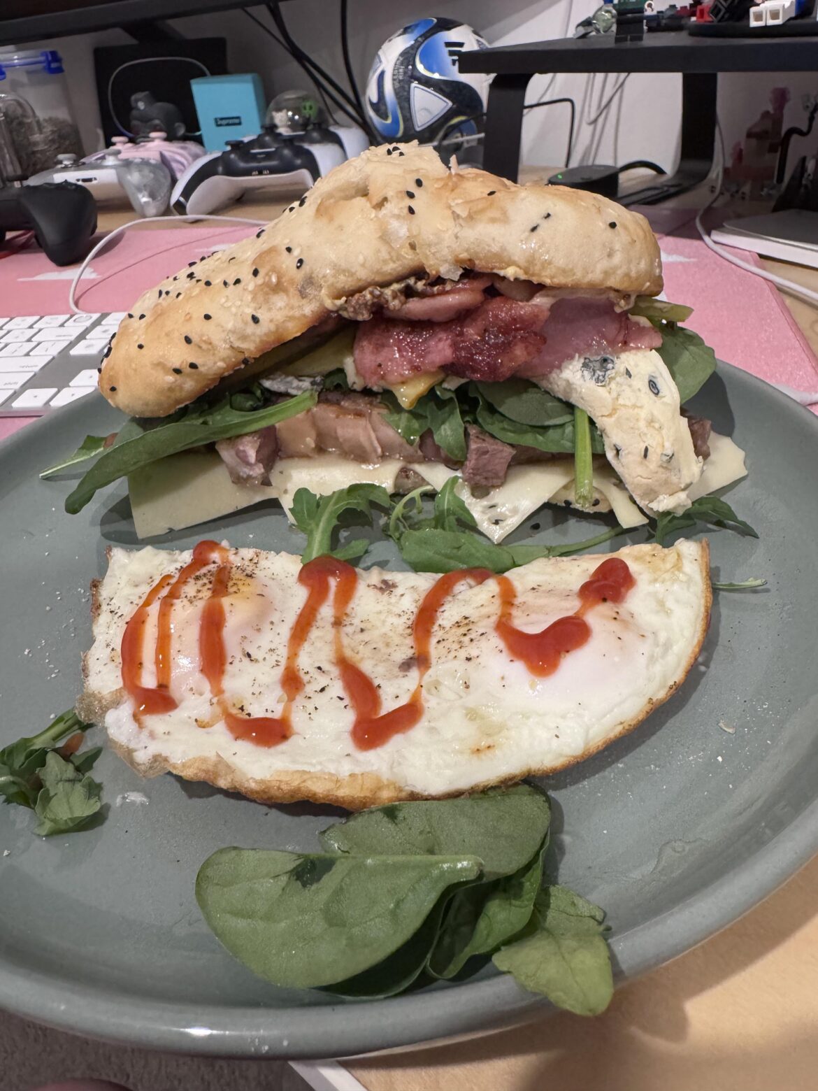 Steak sandwich with everything